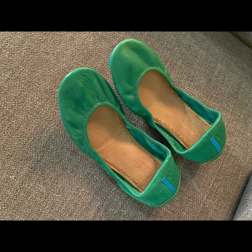 Tieks Clover size 6 tried on. Never worn.